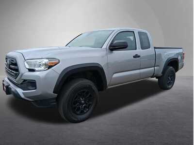 2019 Toyota Tacoma, $28231. Photo 5