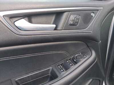 2022 Ford Edge, $21977. Photo 12