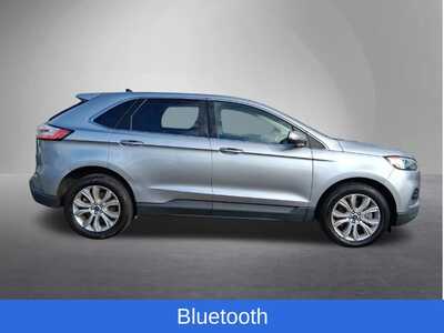 2022 Ford Edge, $21977. Photo 2