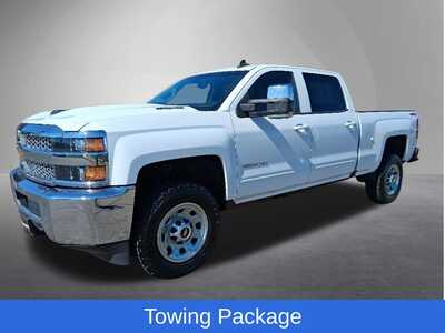 2019 Chevrolet 2500 Crew Cab, $34468. Photo 5