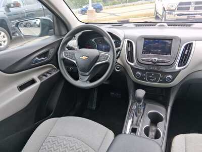 2023 Chevrolet Equinox, $16689. Photo 11