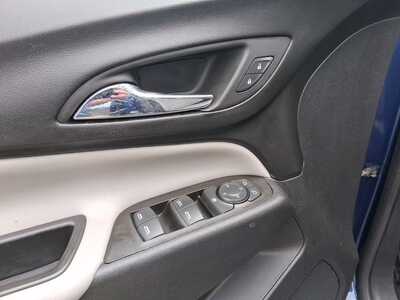 2023 Chevrolet Equinox, $16689. Photo 12