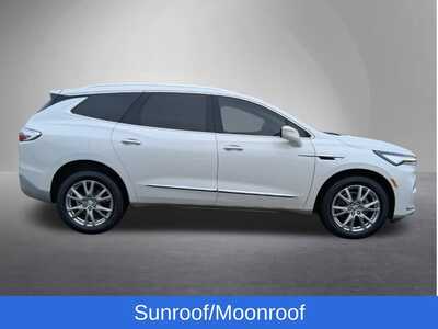 2023 Buick Enclave, $31888. Photo 2