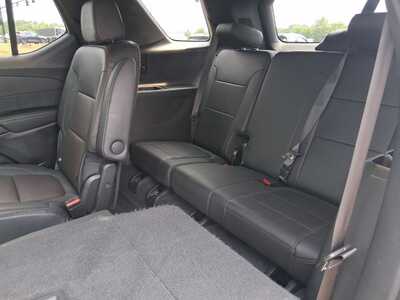 2023 Chevrolet Traverse, $37588. Photo 10