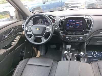 2023 Chevrolet Traverse, $37588. Photo 12