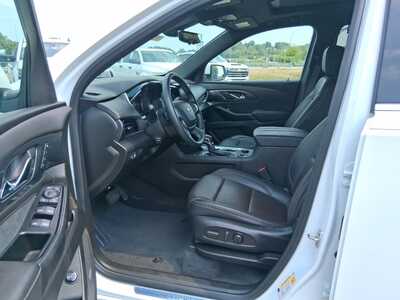 2023 Chevrolet Traverse, $37588. Photo 8