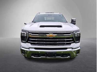 2025 Chevrolet 3500 Crew Cab, $65999. Photo 2