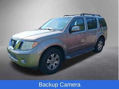 2009 Nissan Pathfinder, $6688. Photo 3
