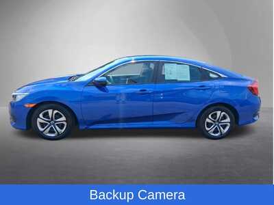 2017 Honda Civic, $15688. Photo 4