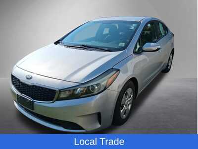 2017 Kia Forte, $6999. Photo 3