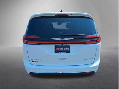 2026 Chrysler Pacifica, $36098. Photo 4