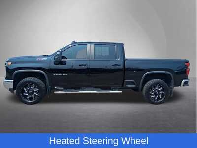 2025 Chevrolet 3500 Crew Cab, $62399. Photo 6