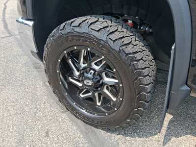 2025 Chevrolet 3500 Crew Cab, $62399. Photo 9