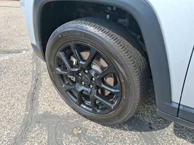 2025 Jeep Compass, $23460. Photo 9