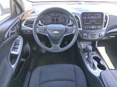 2024 Chevrolet Malibu, $18544. Photo 12