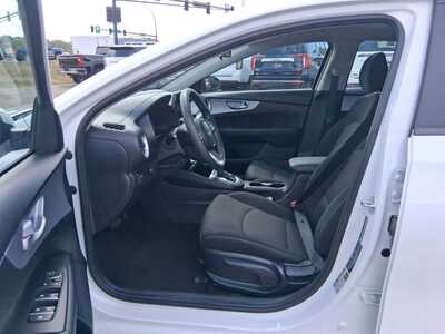 2024 Kia Forte, $17013. Photo 10