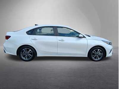 2024 Kia Forte, $17013. Photo 2