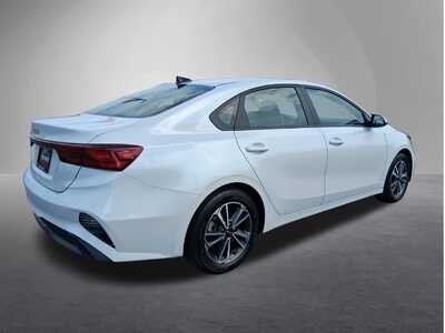 2024 Kia Forte, $17013. Photo 3
