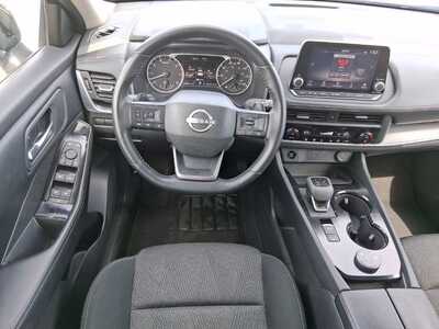 2025 Nissan Rogue, $21861. Photo 12
