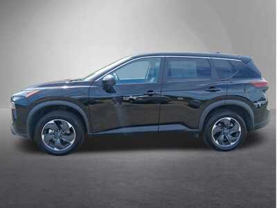 2025 Nissan Rogue, $21861. Photo 6