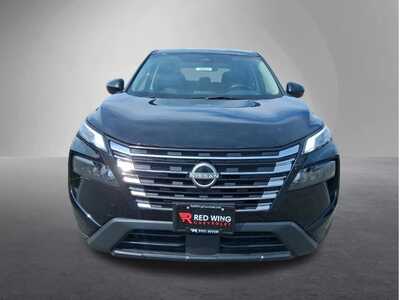 2025 Nissan Rogue, $21861. Photo 8