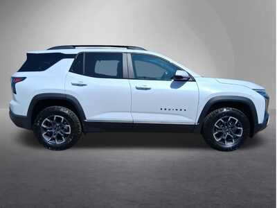 2027 Chevrolet Equinox, $0. Photo 2