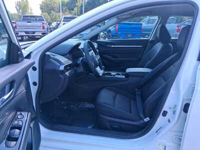 2023 Nissan Altima, $23997. Photo 10