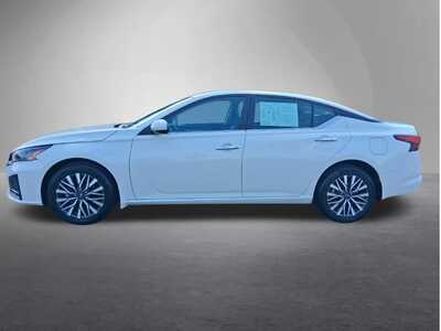 2023 Nissan Altima, $23997. Photo 6