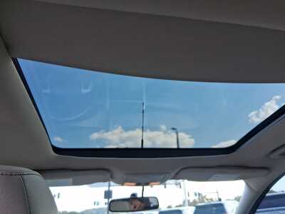 2012 Ford Edge, $4269. Photo 11