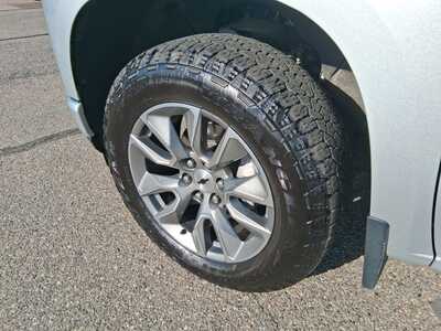2021 Chevrolet 1500 Crew Cab, $32954. Photo 9