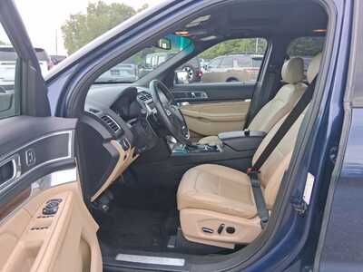 2016 Ford Explorer, $11888. Photo 10