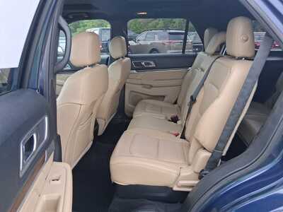 2016 Ford Explorer, $11888. Photo 11