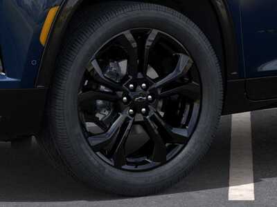 2027 Chevrolet Traverse, $58995. Photo 9