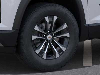2027 Chevrolet Equinox, $32995. Photo 9