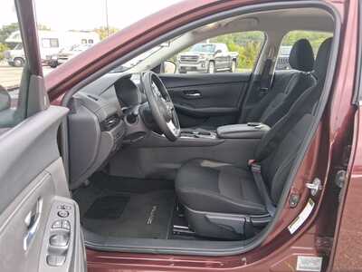 2025 Nissan Sentra, $19144. Photo 10