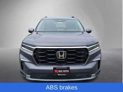 2025 Honda Pilot, $42259. Photo 8
