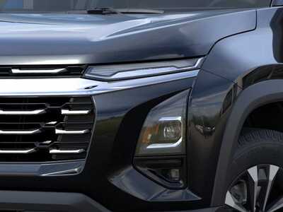 2027 Chevrolet Equinox, $34450. Photo 10