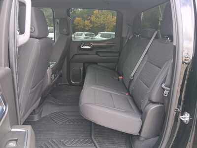 2022 Chevrolet 1500 Crew Cab, $39503. Photo 11