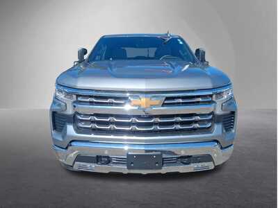 2025 Chevrolet 1500 Crew Cab, $51499. Photo 2
