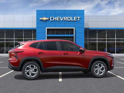 2026 Chevrolet Trax, $24385. Photo 5