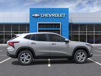 2026 Chevrolet Trax, $24885. Photo 5