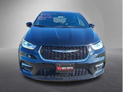 2025 Chrysler Pacifica, $25699. Photo 8
