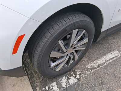 2024 Chevrolet Equinox, $0. Photo 4