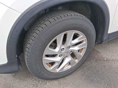 2015 Honda CR-V, $14997. Photo 4