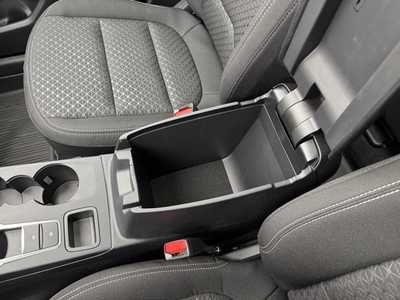2024 Ford Escape, $28629. Photo 12