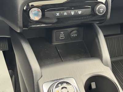 2024 Ford Escape, $28629. Photo 6