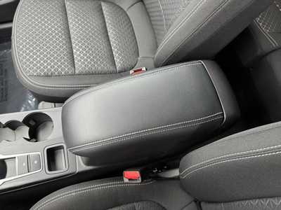 2024 Ford Escape, $28485. Photo 10