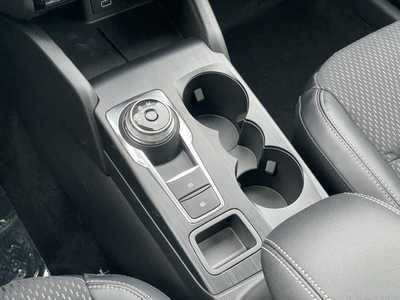 2025 Ford Escape, $35410. Photo 8