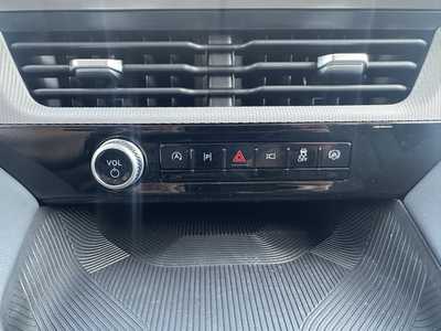 2025 Ford Explorer, $45069. Photo 11
