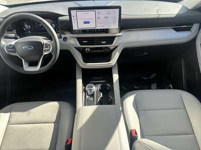 2025 Ford Explorer, $45827. Photo 3